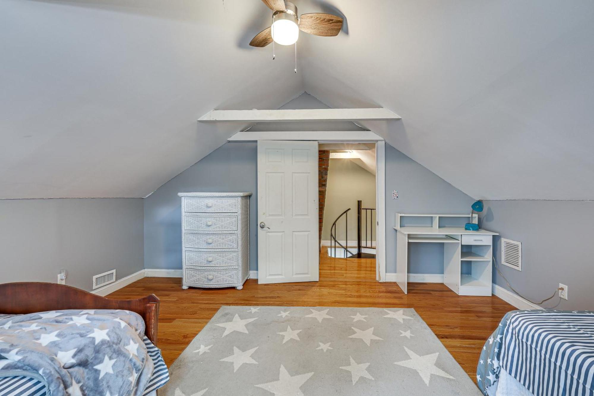 Quintessential New England Home With Patio And Grill! 퍼트넘 외부 사진