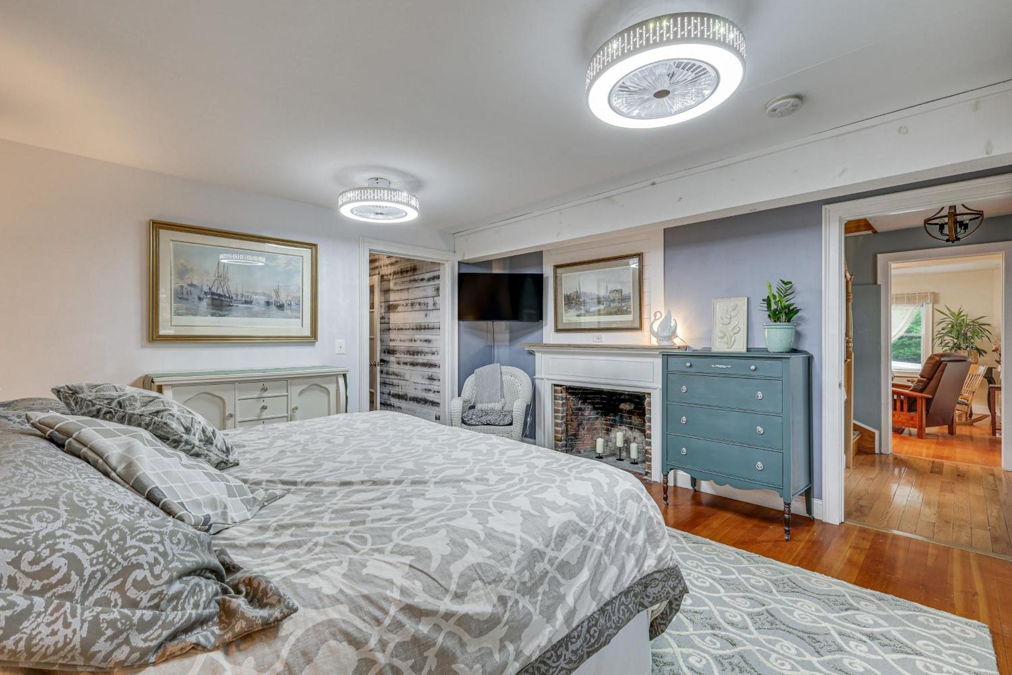 Quintessential New England Home With Patio And Grill! 퍼트넘 외부 사진