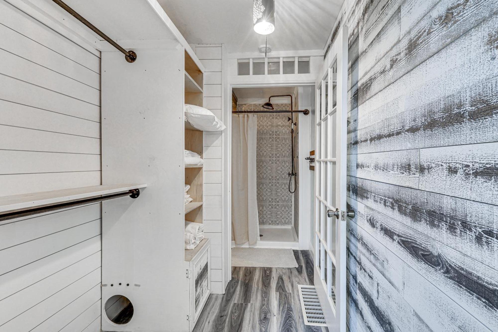 Quintessential New England Home With Patio And Grill! 퍼트넘 외부 사진